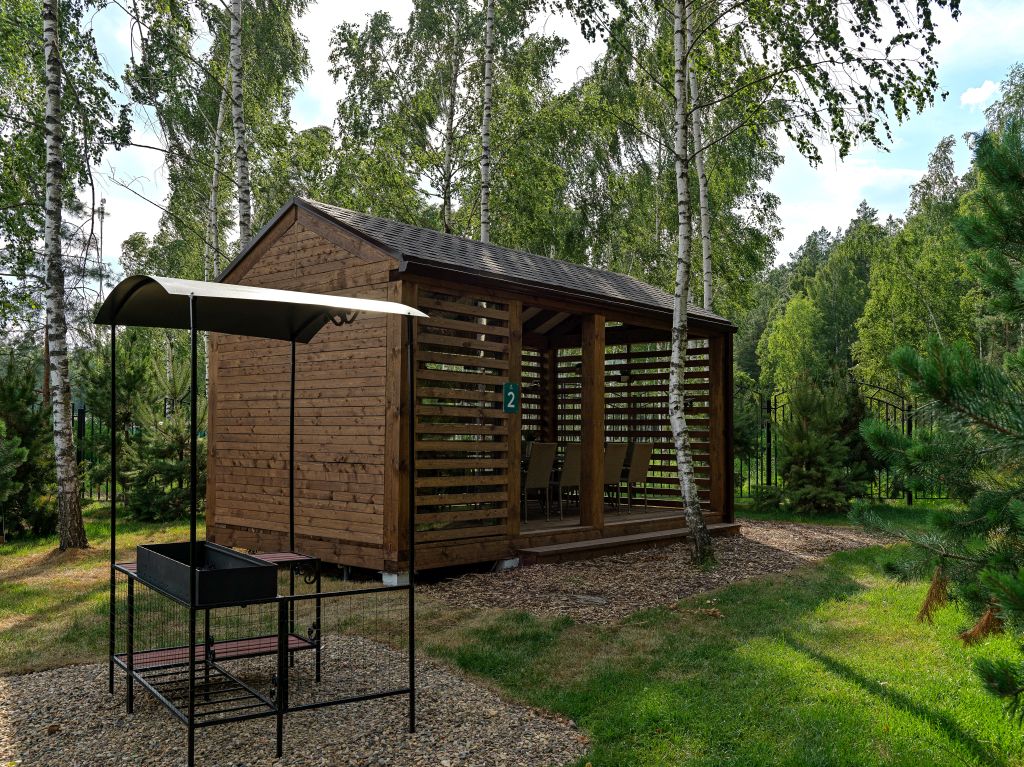 Мангальная зона с беседкой