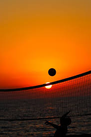 Игра в волейбол